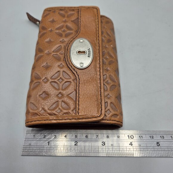 Fossil Brown Leather Embossed Trifold Wallet - Picture 10 of 10